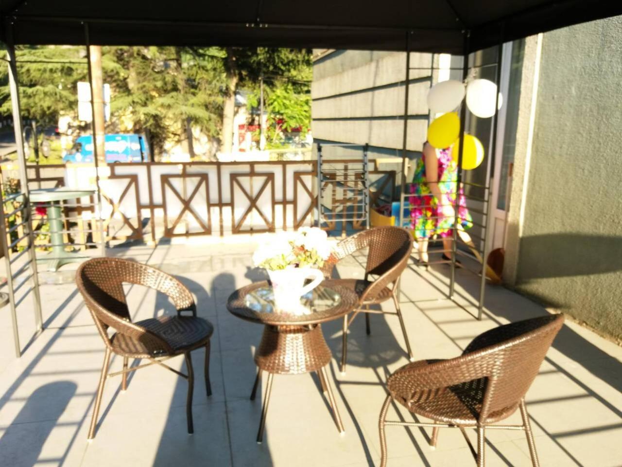 Hotel Newland Chiatura Bagian luar foto