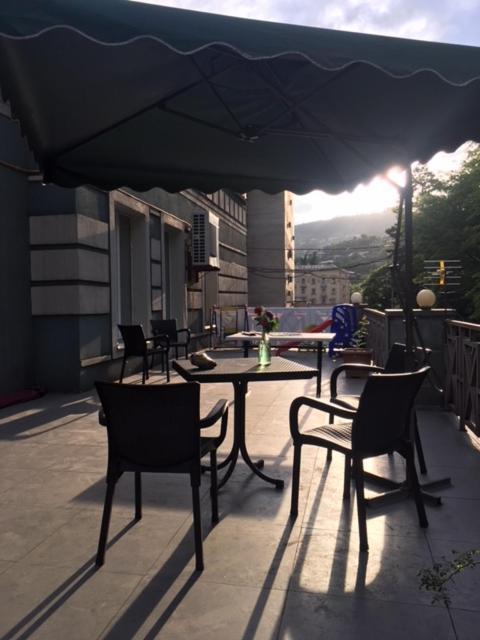 Hotel Newland Chiatura Bagian luar foto