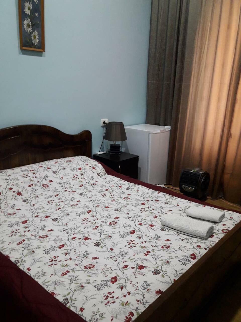 Hotel Newland Chiatura Bagian luar foto
