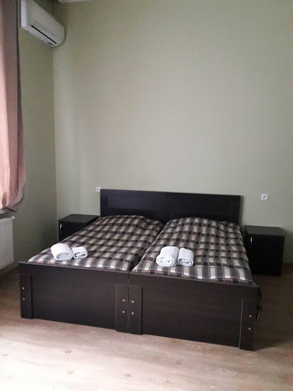 Hotel Newland Chiatura Bagian luar foto